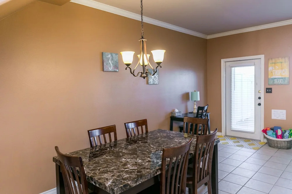 15102 Leeward Dr Townhouse Unit 502 - 3 Br townhouse by RedAwning
