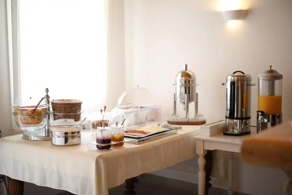 Aeolos Hotel