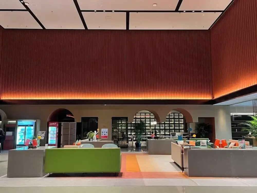 Sunstone Plaza Hotel
