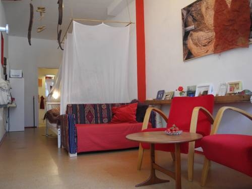 Kln Apartments
