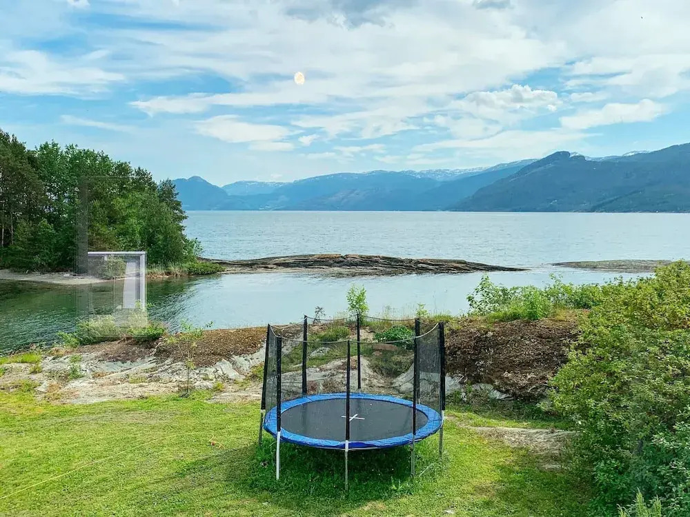 Seaside Serenity in Hardangerfjord-By Traum