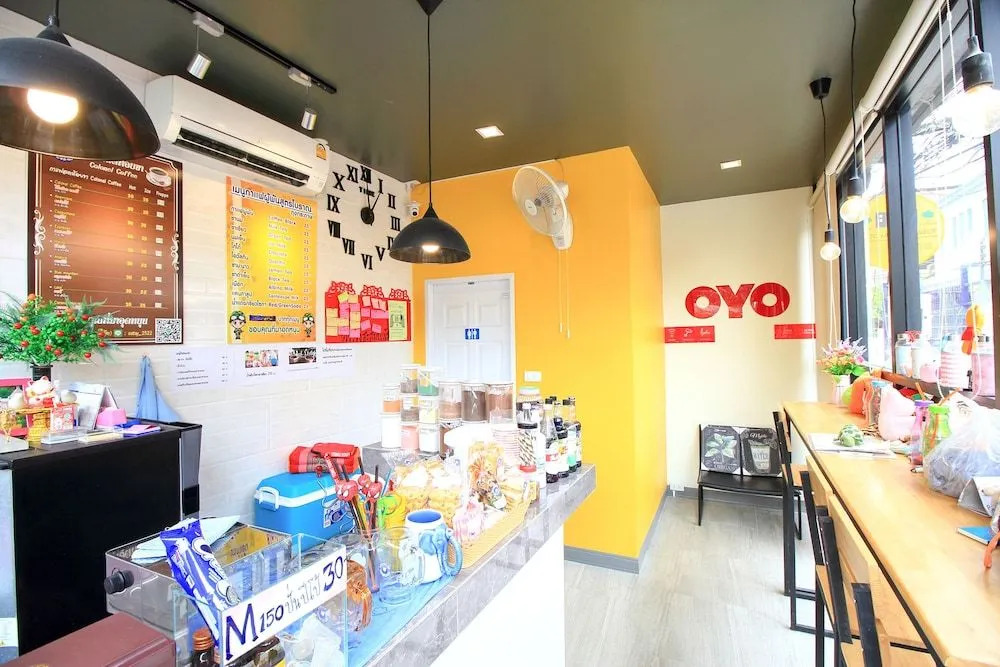 OYO 265 Ratchada Connect
