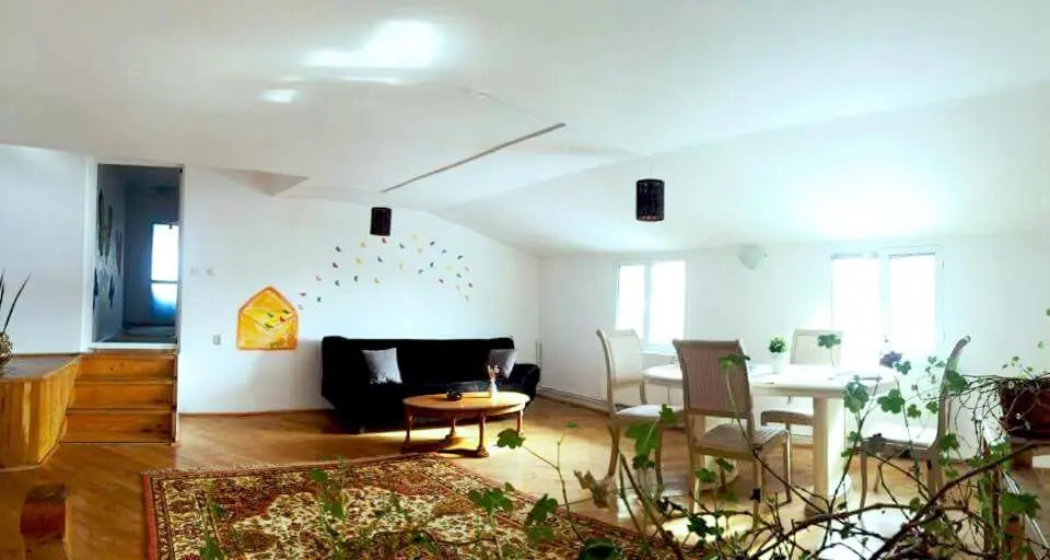 La Jolie Maison