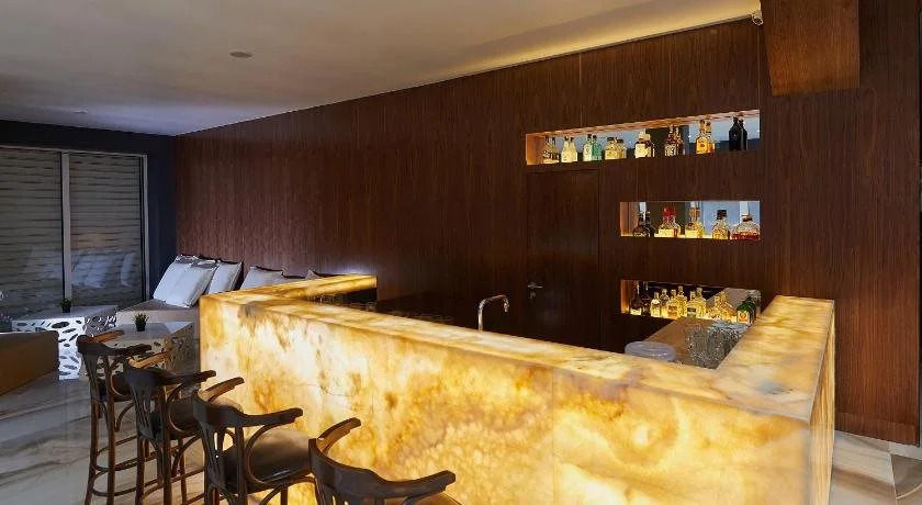 BotaBara Del Mar Boutique