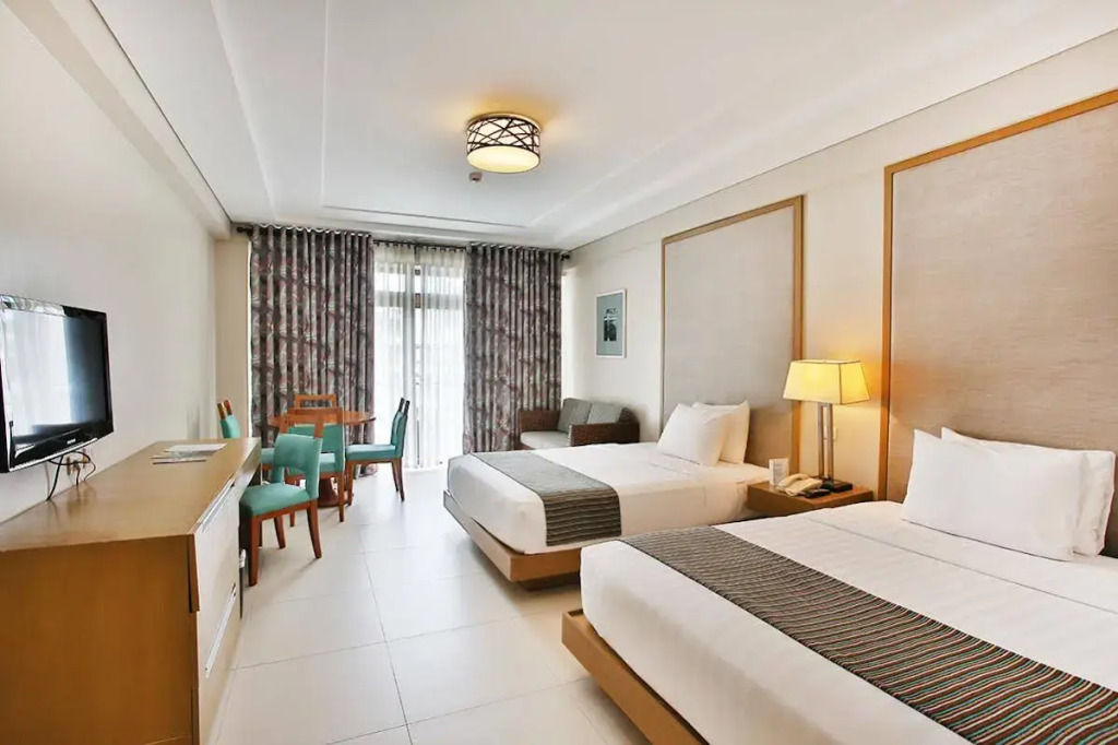 Crown Regency Resort and Convention Center