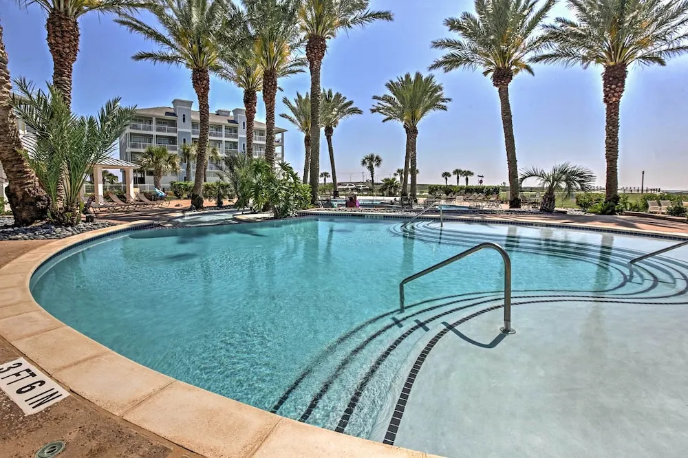 Breezy Galveston House w/ 2 Decks & Ocean Views!