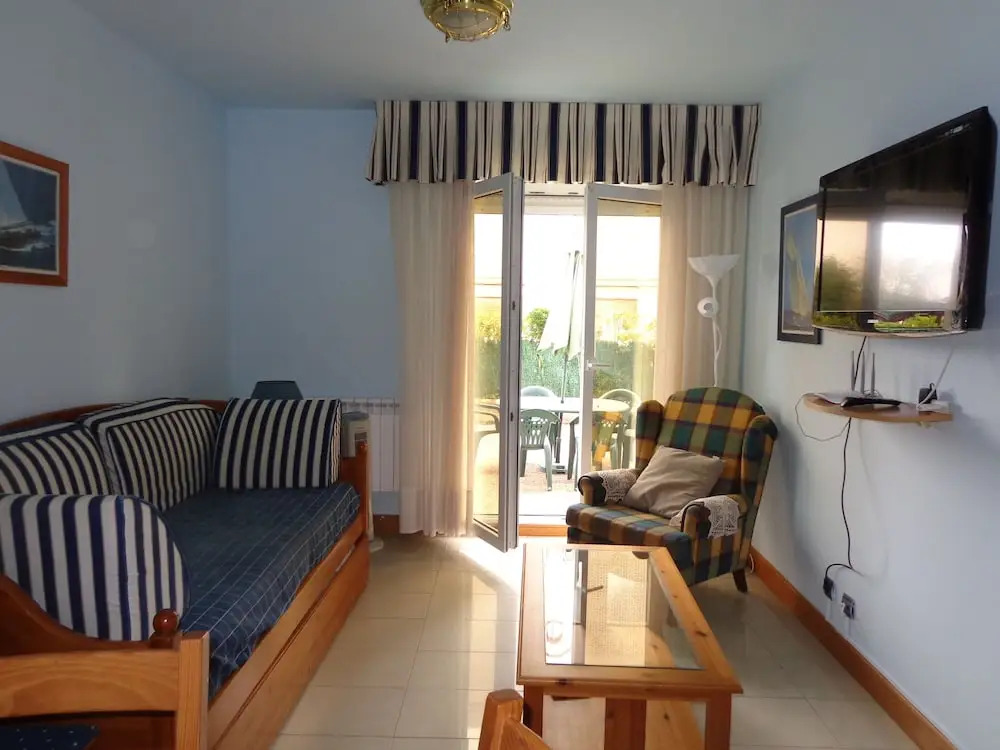 Apartamentos La Marina