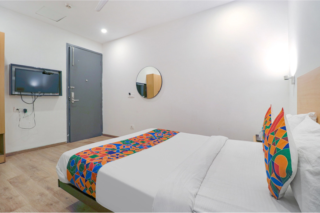 FabHotel Destiny Inn - Nr Medanta Hospital