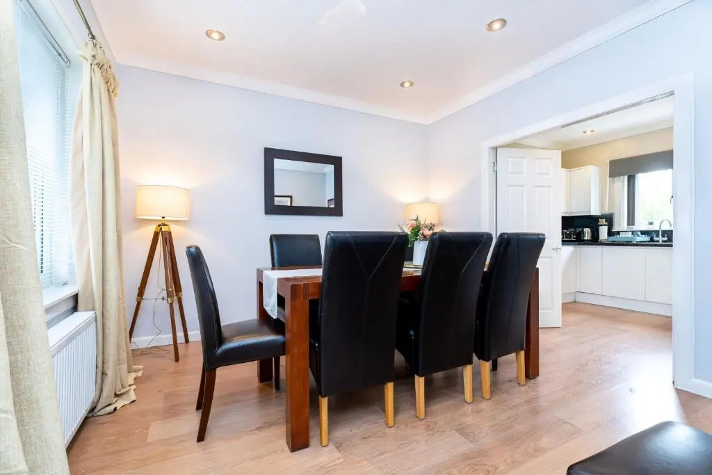 NEW Four Bedroom House - all rooms ensuite