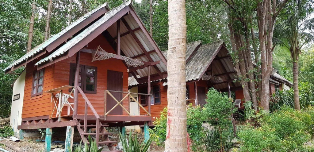 Asia BackPackers Koh Chang