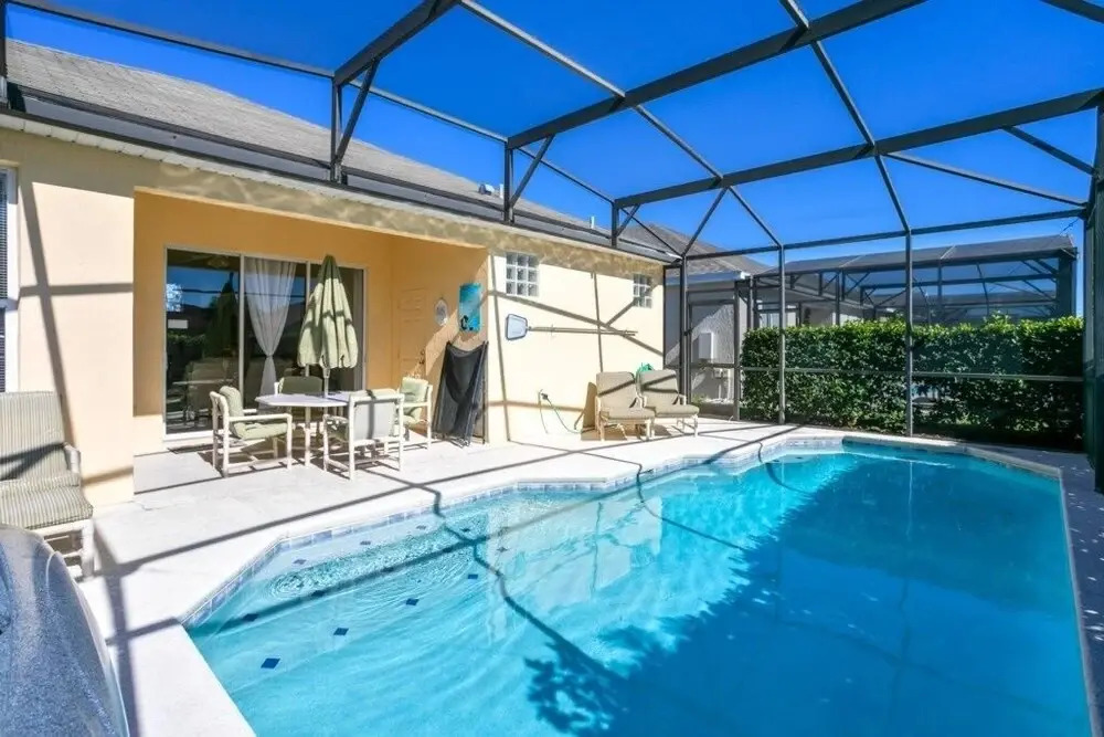 4 Bedroom/3 Bath South Facing Pool - Luxury Villa 4 Villa by RedAwning