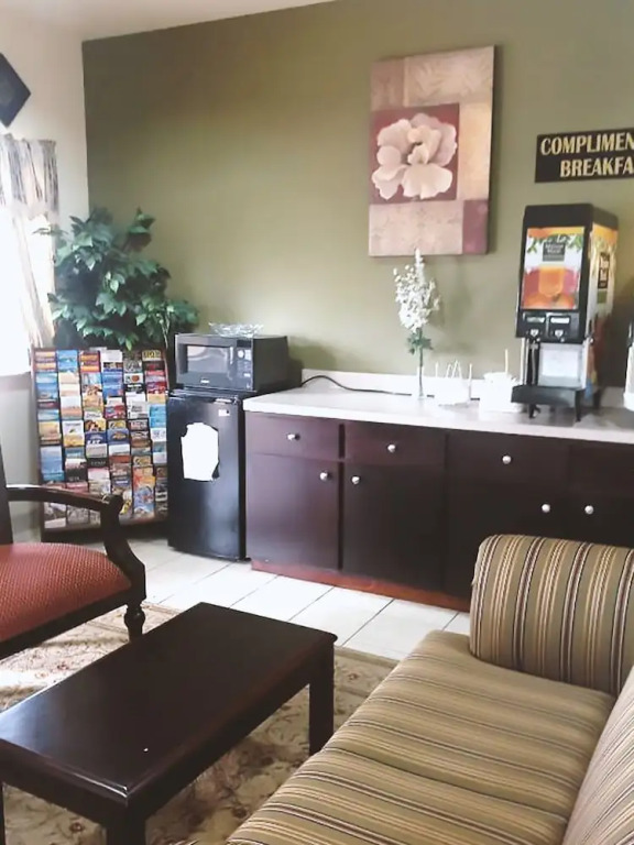 Blue Way Inn & Suites By Jasper Houston