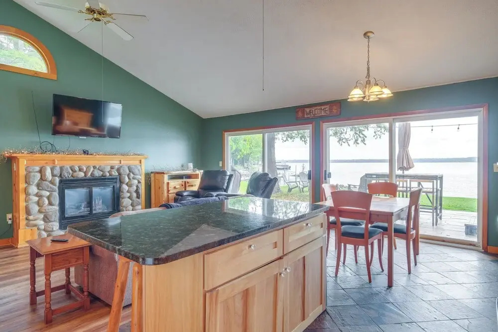 Kalkaska Retreat: Private Hot Tub, Dock, Fireplace