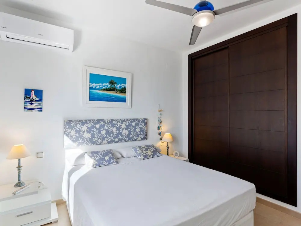 Modern Apartment in La Herradura with Sea Nearby