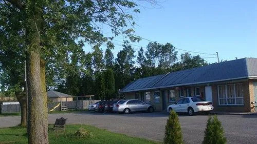 Three Diamond Inn