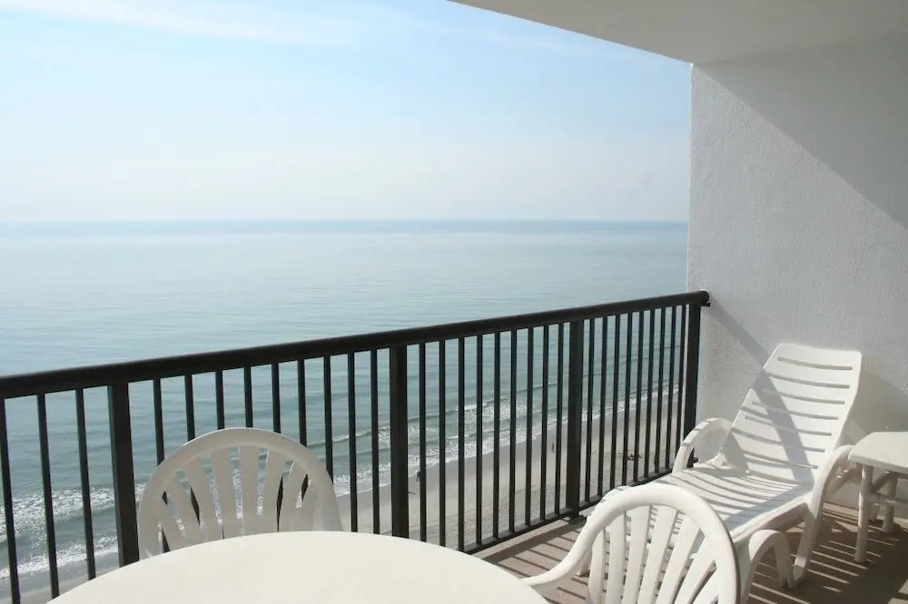 Club Regency at Regency Towers