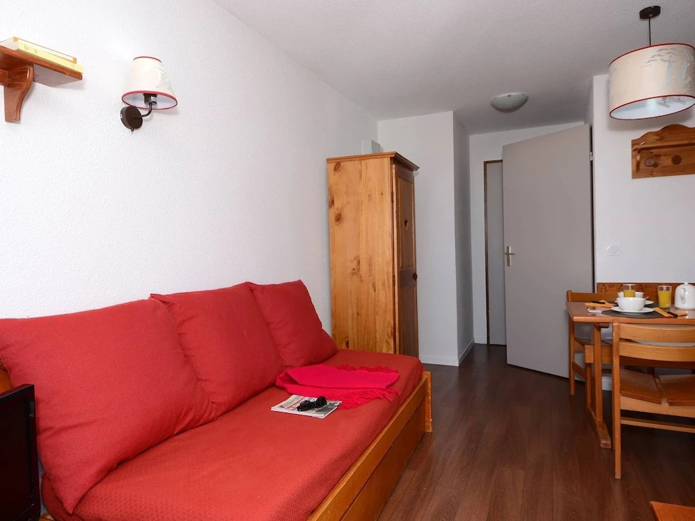 Well-kept Apartment Right on the Slopes of Plagne Soleil