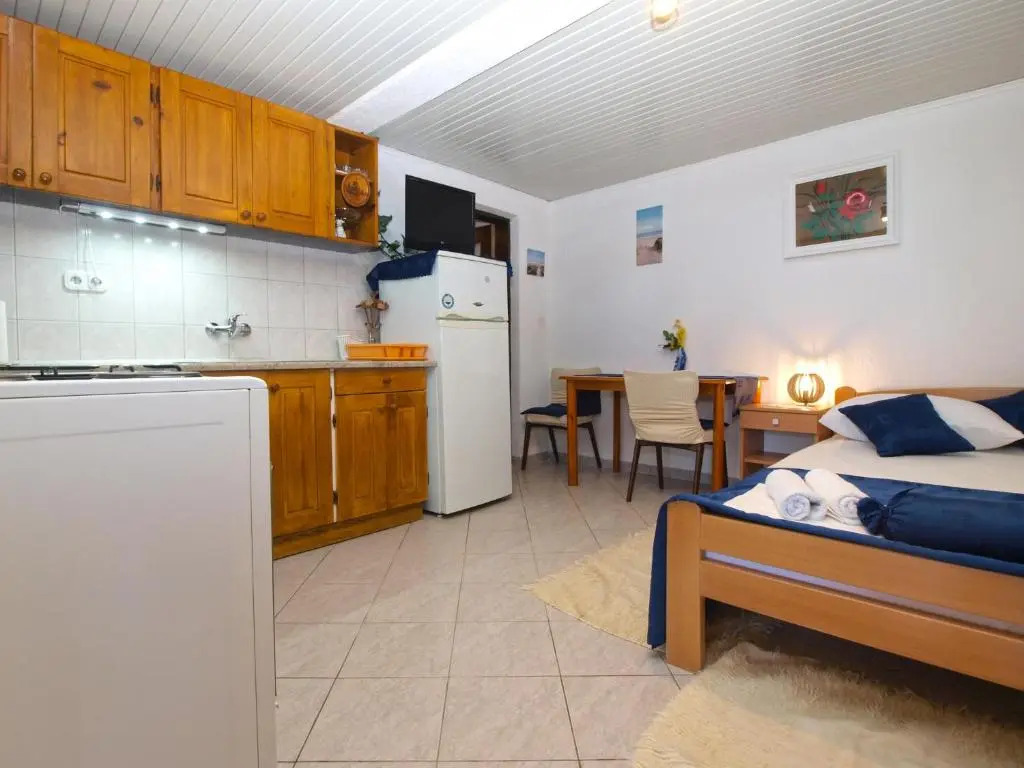 Apartment Lovre 1605