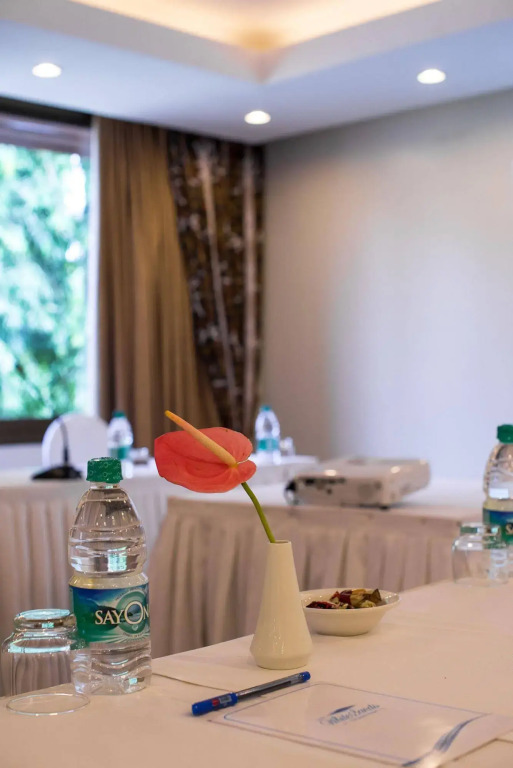 Курортный отель White Sands Conference Centre