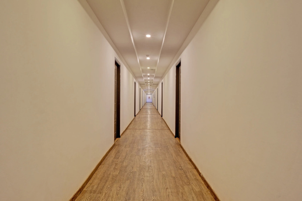 Spacious Comfort Stays at Ramamurthy Nagar