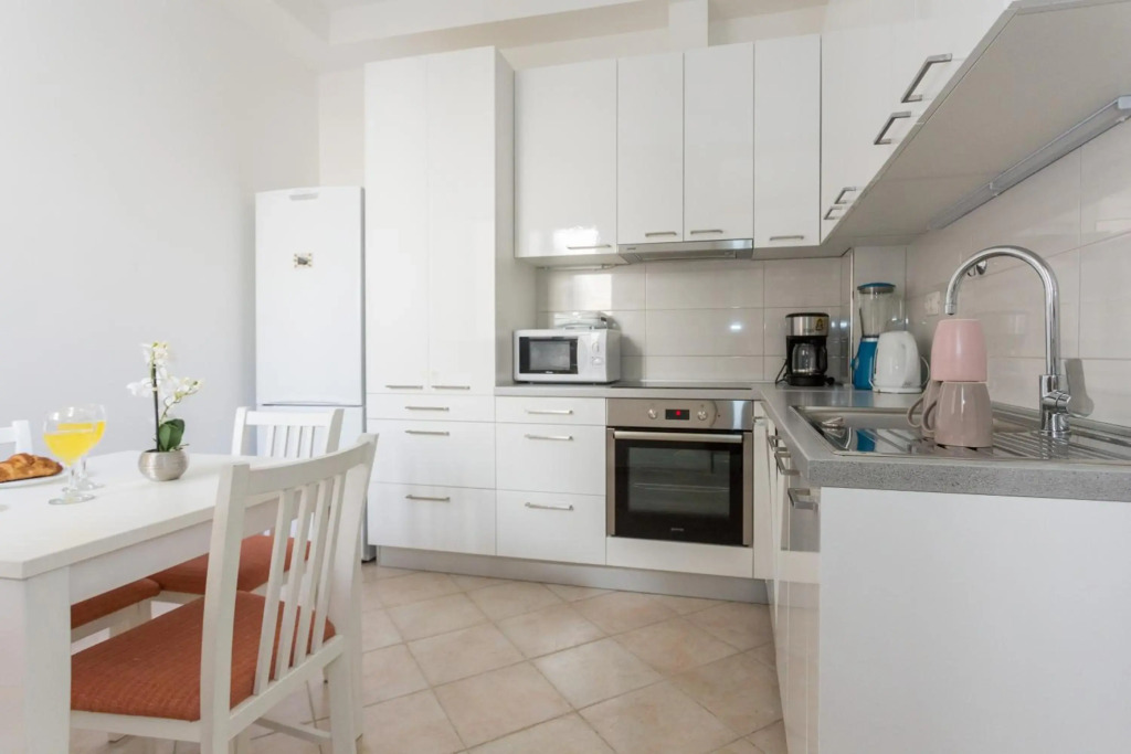 Apartment Jakov i Lucija - Free parking