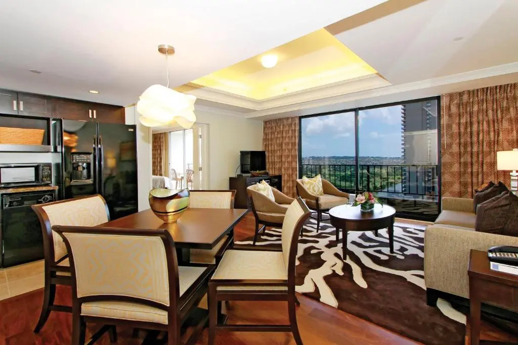 Club Wyndham Royal Garden at Waikiki