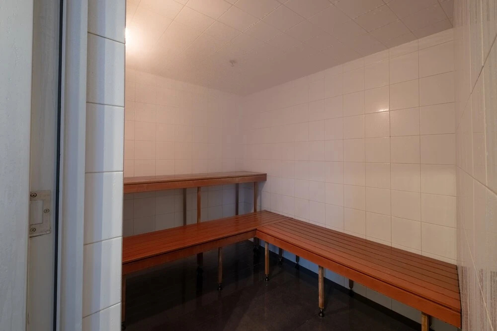Circle on Cavill Apartments - Hosted by Wow Stay - No Parking Included