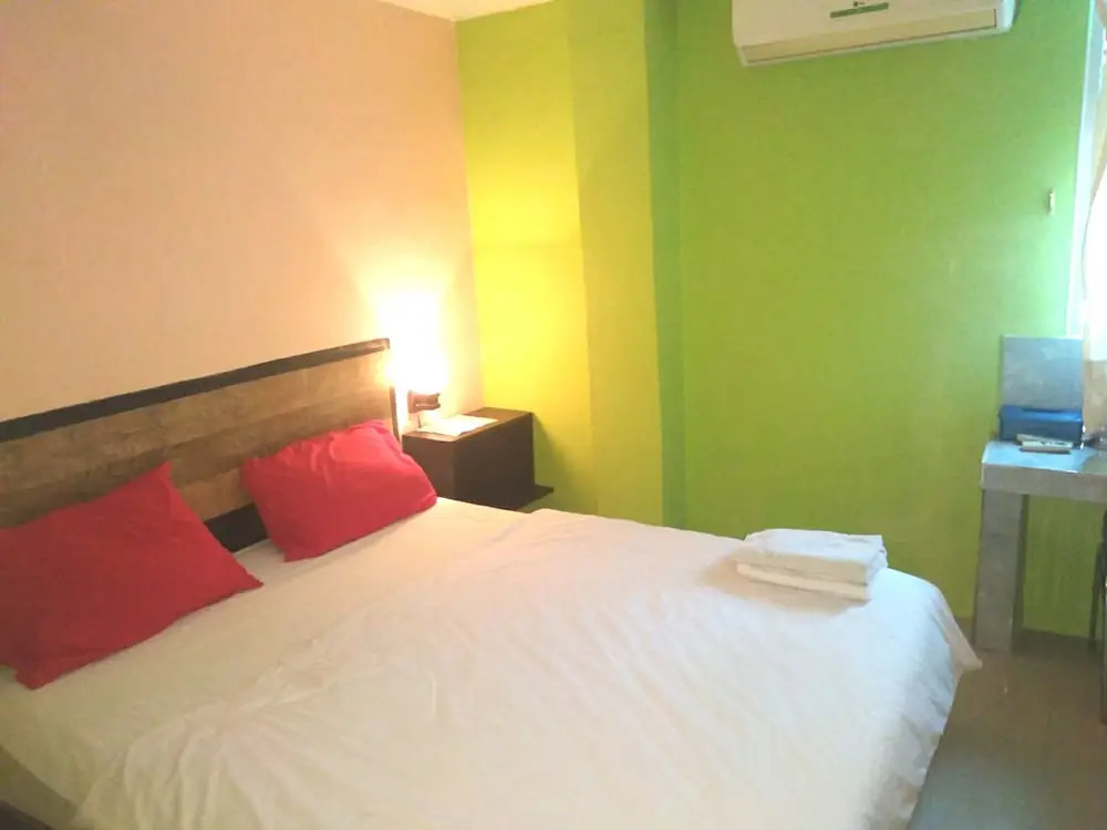 Hotel Lendosis Perintis Kemerdekaan