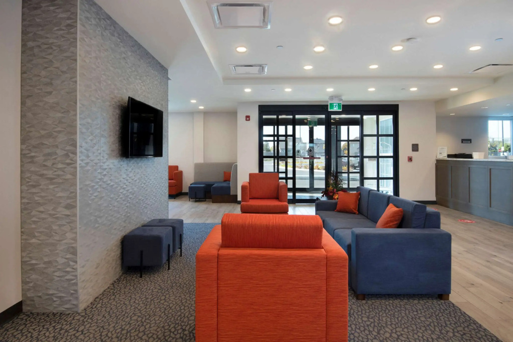 Comfort Inn & Suites