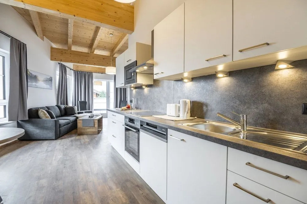 AlpenParks Hotel & Apartment Alpendorf