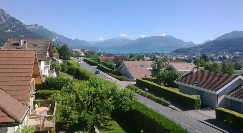 La Maison Fleurie