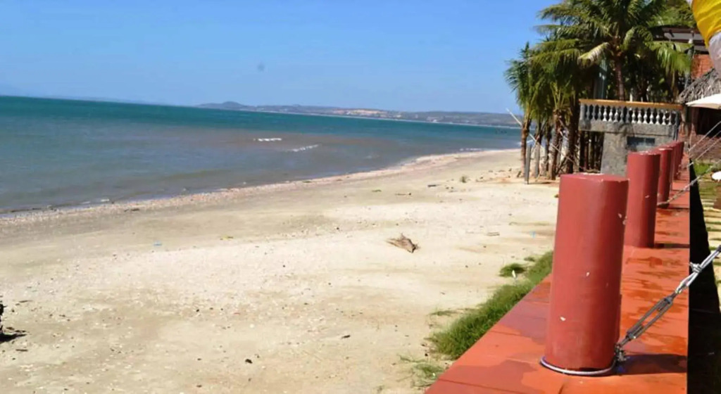 Golden Sail Beach Hotel