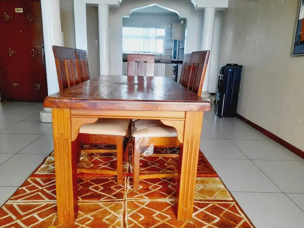 Lux Suites Dofils Almasi Apartments