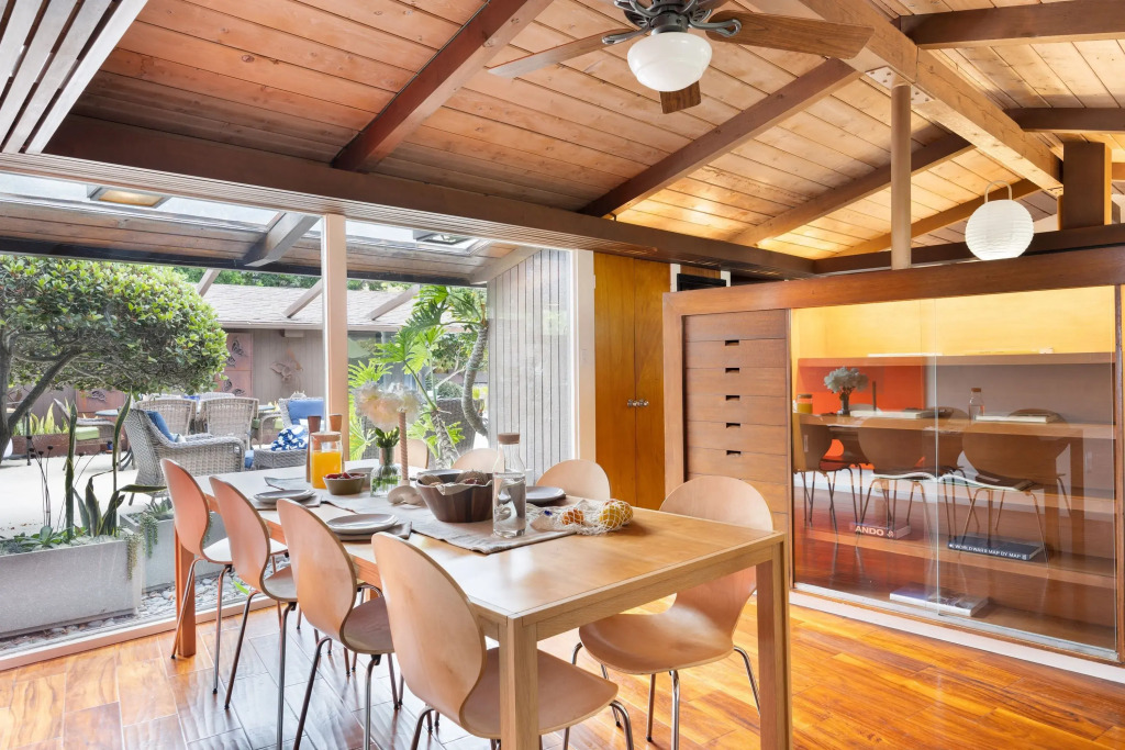 La Jolla Mid century by Avantstay Private Pool Outdoor Living Ocean Views
