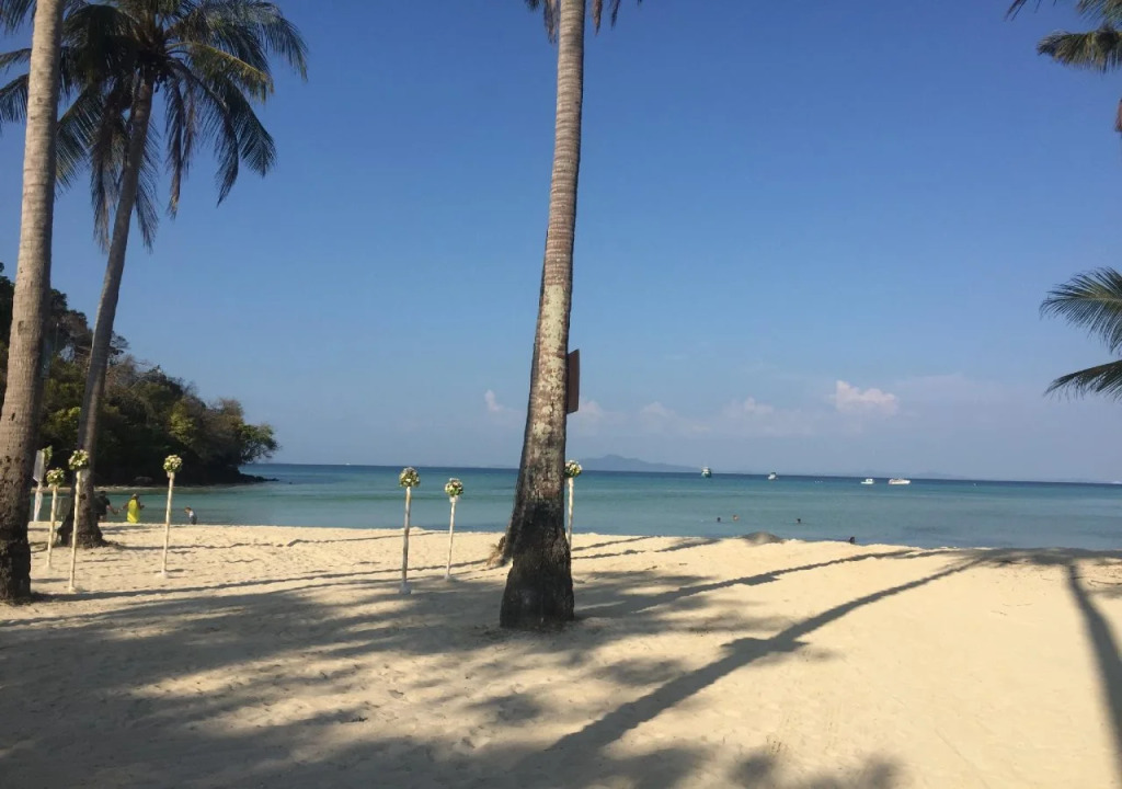 Phi Phi Little Star Resort