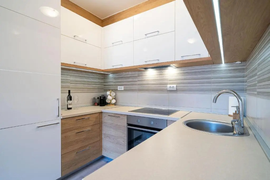 Boka View Luxury Suite - With free Garage Parking