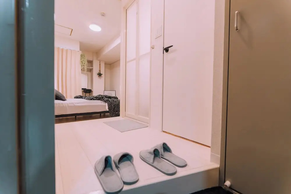 Minimalist Loft 203