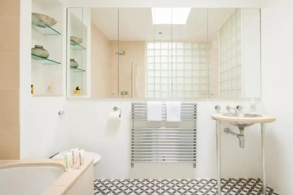 The Maida Vale Mews - Modern & Spacious 1BDR Home next to Venice Canals