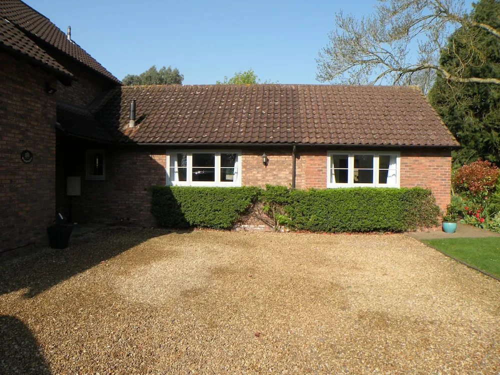 Woodfield House