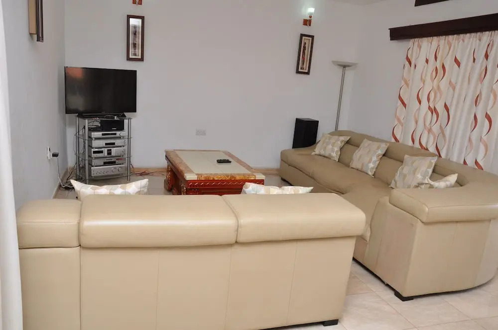 Muyenga Luxury Vacation Home