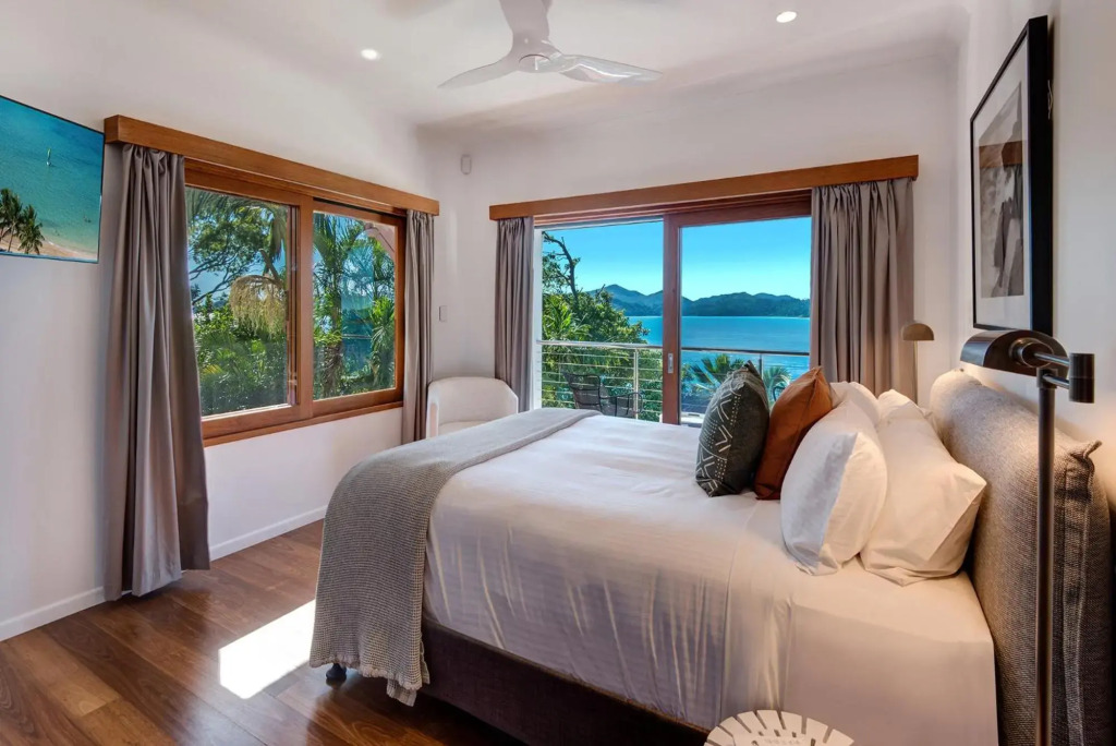 Lotus House on Hamilton Island by HIHA