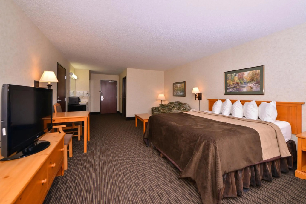 Kelly Inn and Suites Mitchell