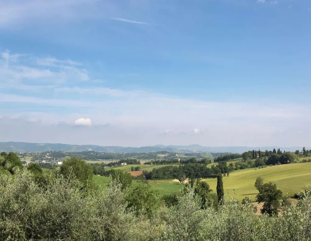 Apartment Near Cortona With Pool and Roman Charm