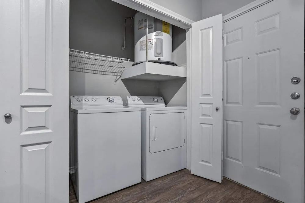 Cozysuites Modern And Cozy 2Br Cityplace
