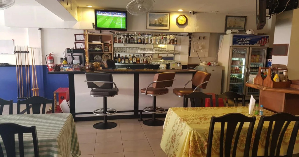 Sandman hotel and Sports bar