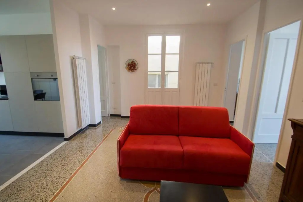 Appartamento di 5 locali,8 posti letto vista mare
