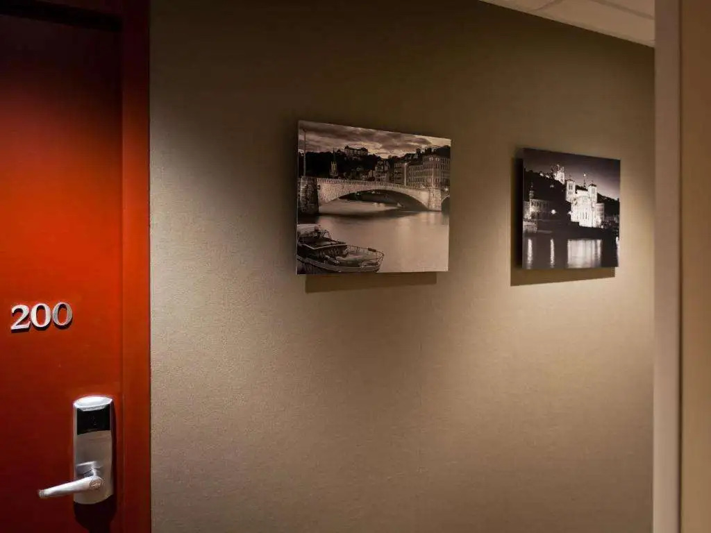Hotel Des Remparts Lyon Perrache