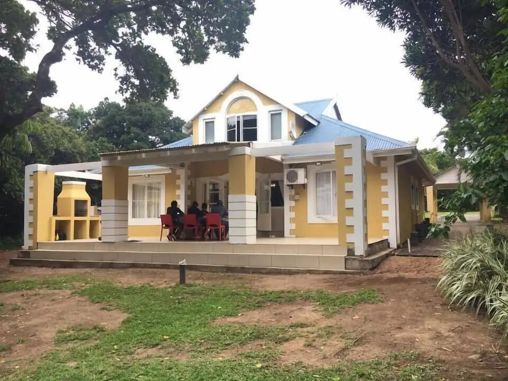 Rose Cottage in Caribbean Estate