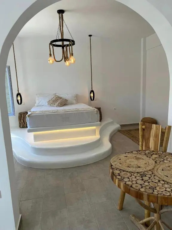 Provenzo Suite Levantis