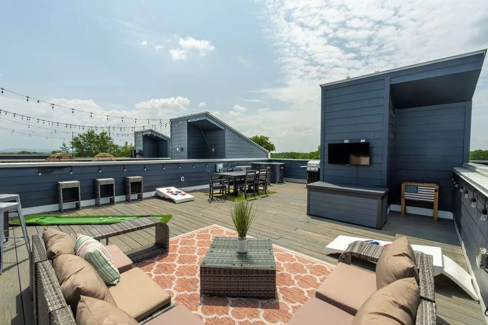 Nashville Oasis